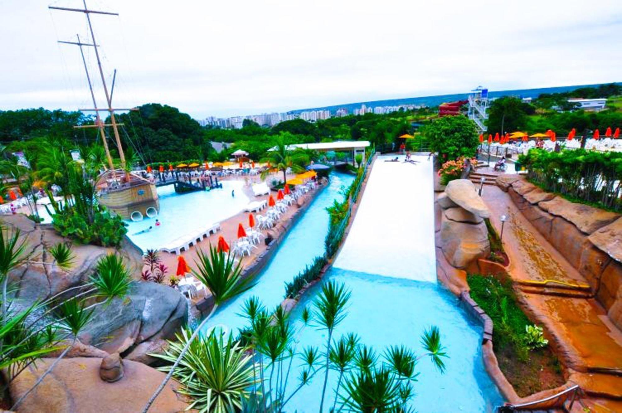 Imperio Romano - Bonus 1 Dia No Acqua Park Vulcao - Caldas Novas Exterior photo