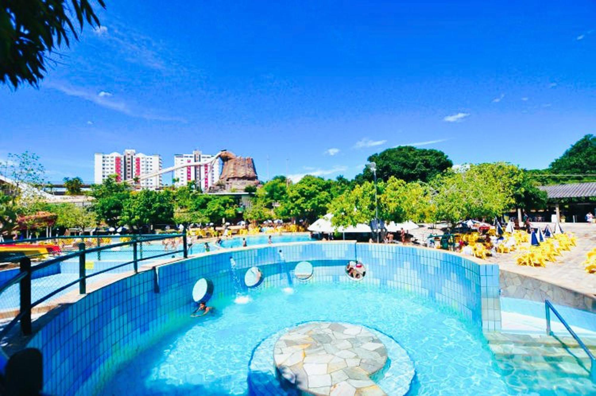 Imperio Romano - Bonus 1 Dia No Acqua Park Vulcao - Caldas Novas Exterior photo